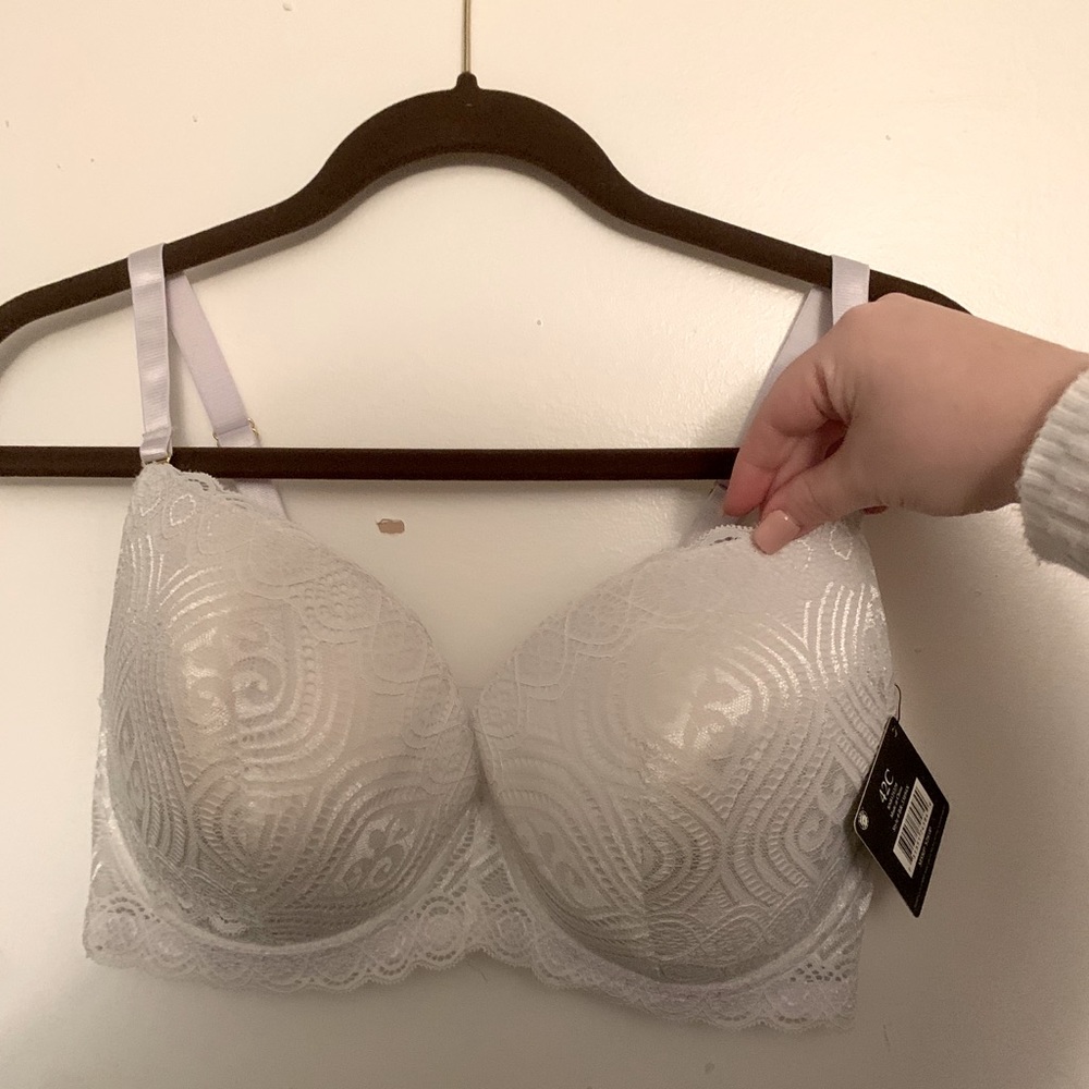 White lace bra